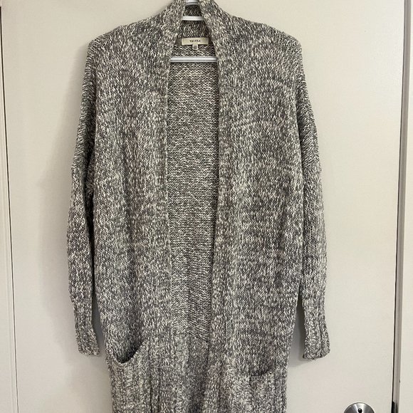 Talula Aritzia - Wool, Cashmere & Rabbit Hair Blend Cardigan - Picture 1 of 5
